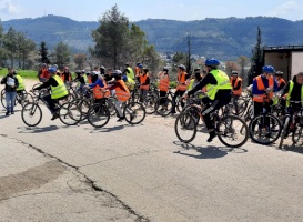 زيارة مجموعة من الناصرة لمجموعة من القدس.